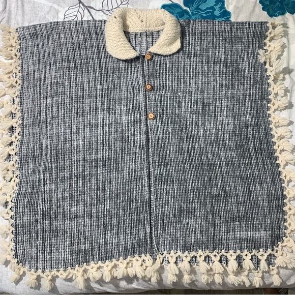 Womens fringe shawl poncho one size - Picture 8 of 11